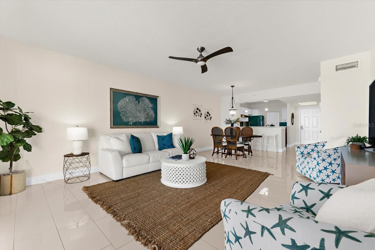 16500 GULF BOULEVARD — photo 10 of 45