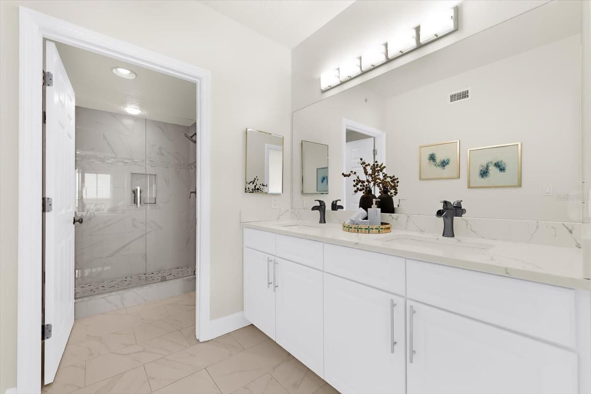 16500 GULF BOULEVARD — photo 23 of 45