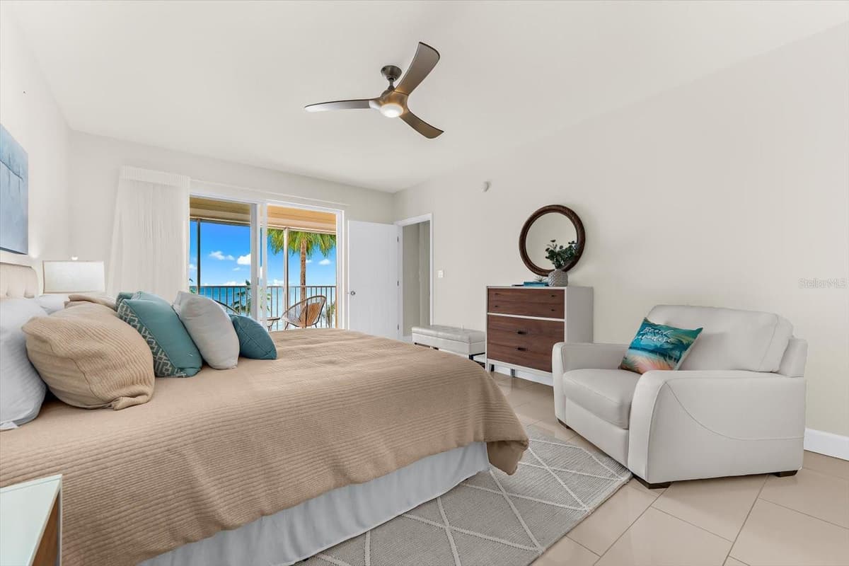 16500 GULF BOULEVARD — photo 20 of 45