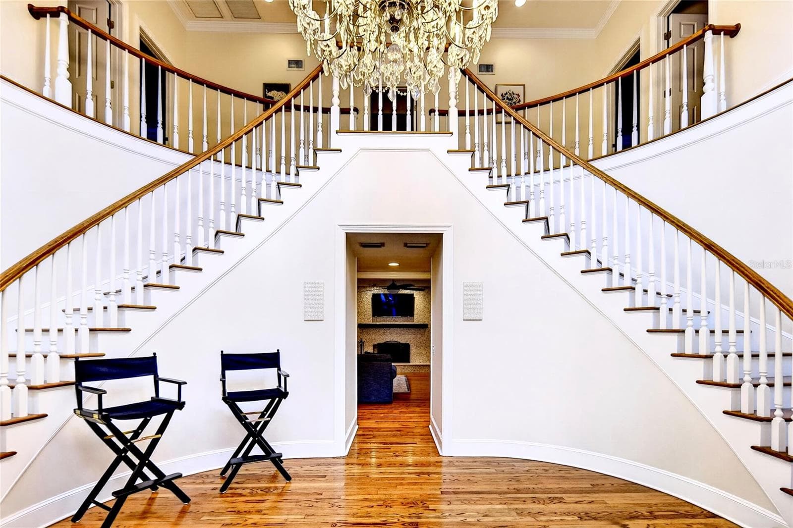 4940 FORT KING STREET — photo 4 of 55