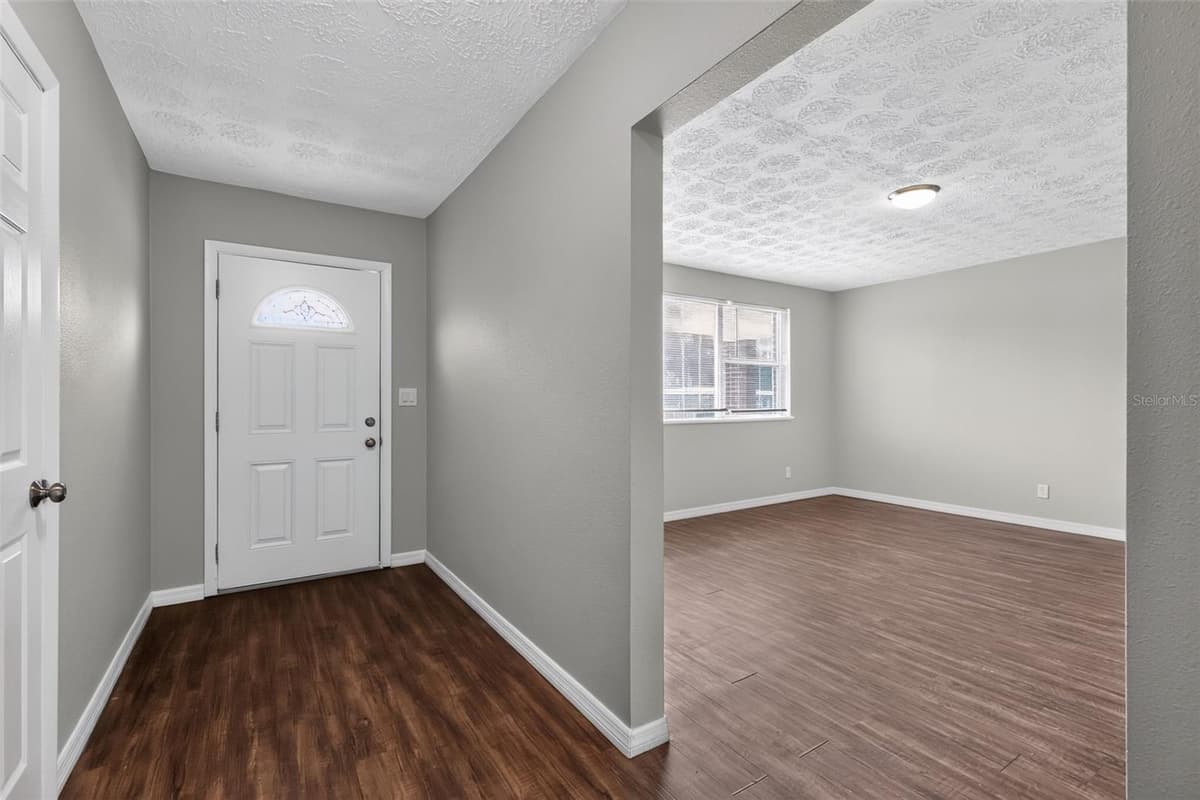 3734 BARMER DRIVE — photo 9 of 22