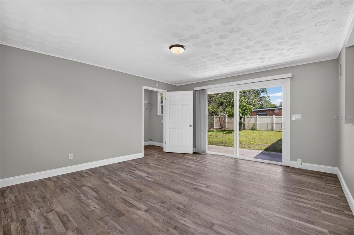 3734 BARMER DRIVE — photo 15 of 22
