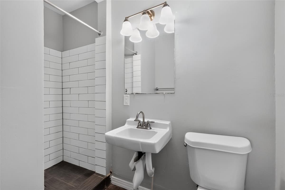 3734 BARMER DRIVE — photo 18 of 22