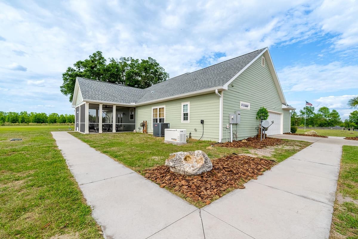 5739 COUNTY ROAD 341 — photo 8 of 51