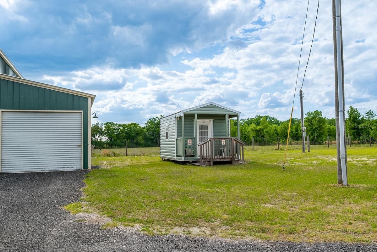5739 COUNTY ROAD 341 — photo 16 of 51