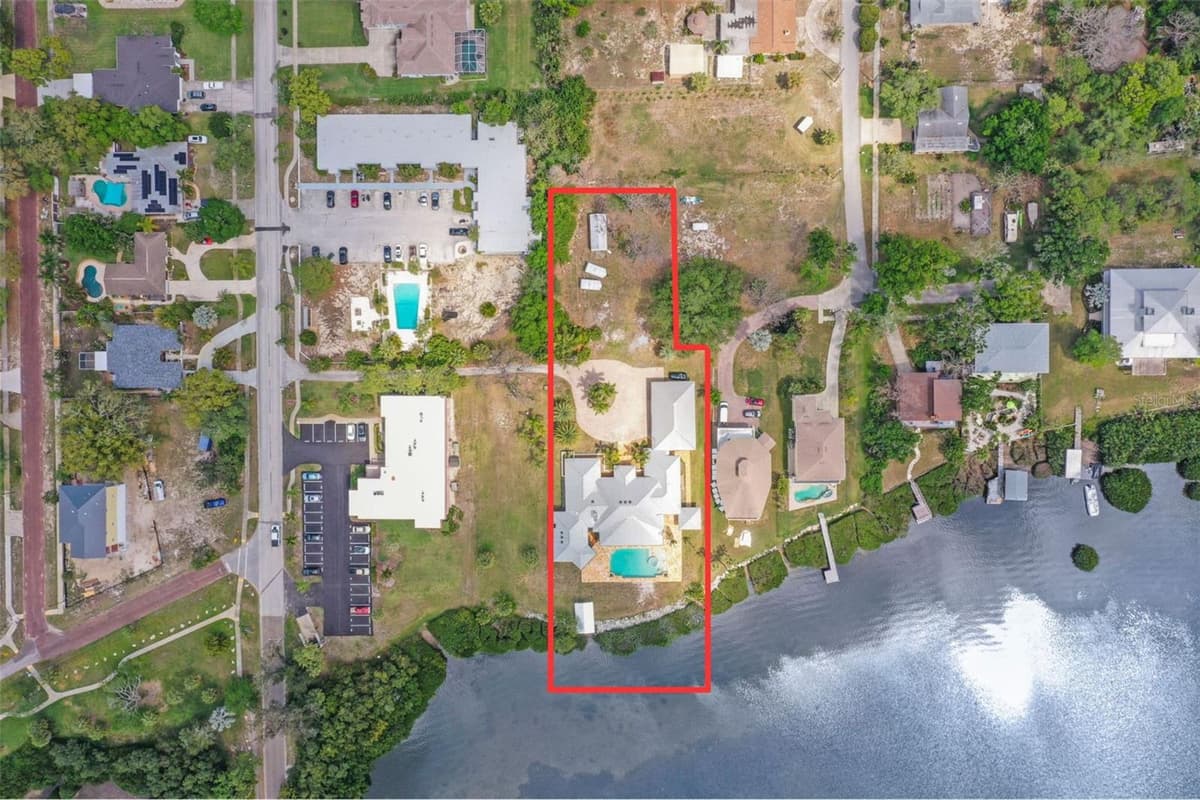 1721 GULF ROAD — photo 3 of 96