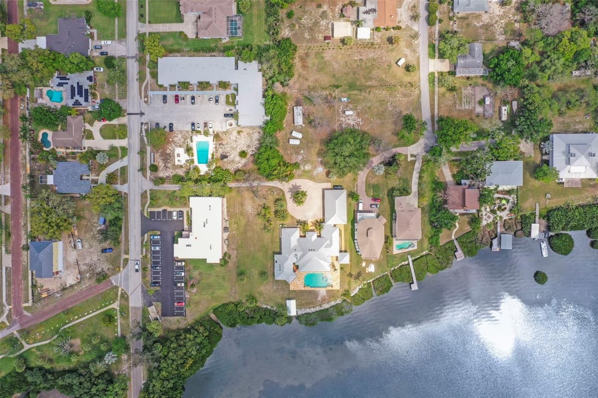 1721 GULF ROAD — photo 73 of 96