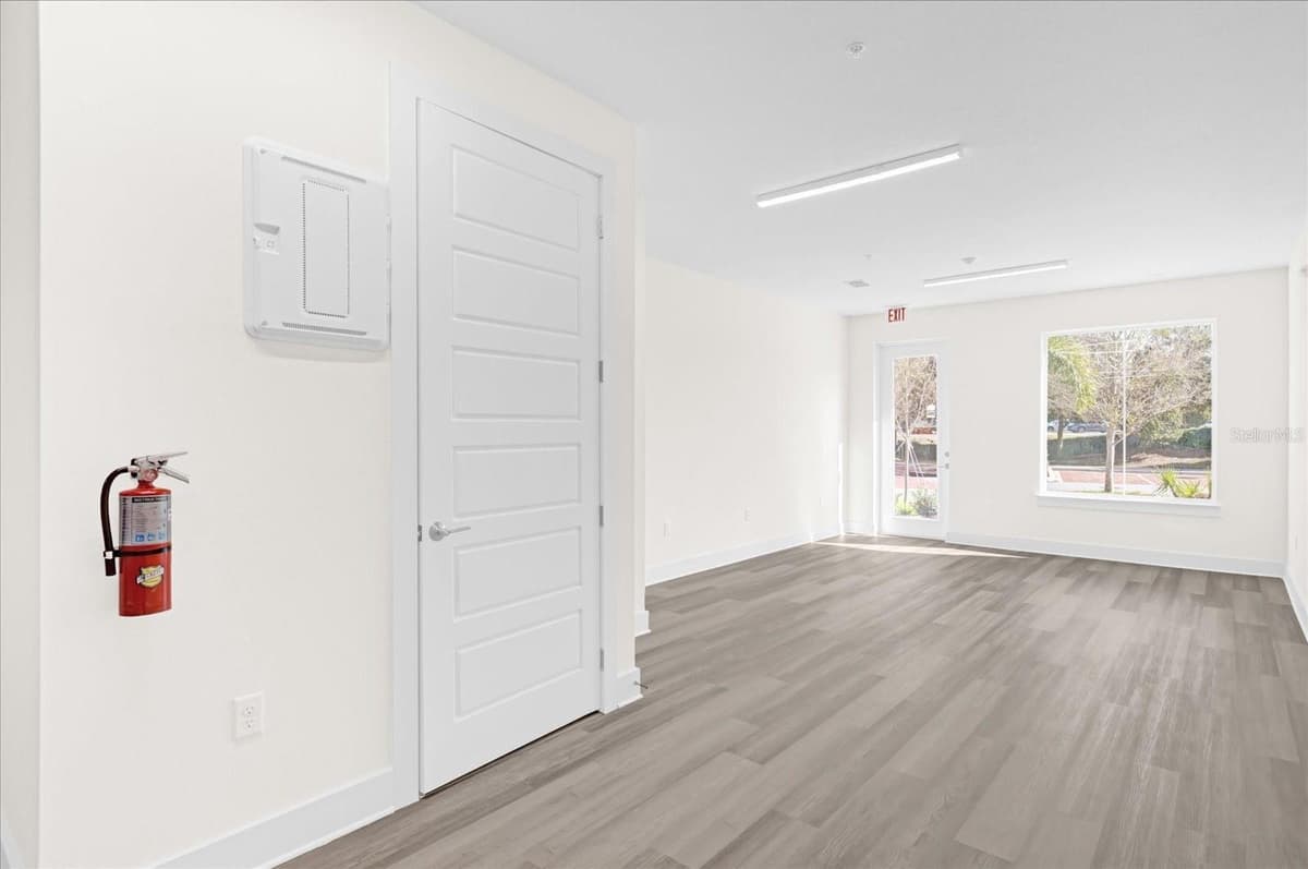 415 MIKE ROBERTO WAY — photo 5 of 14