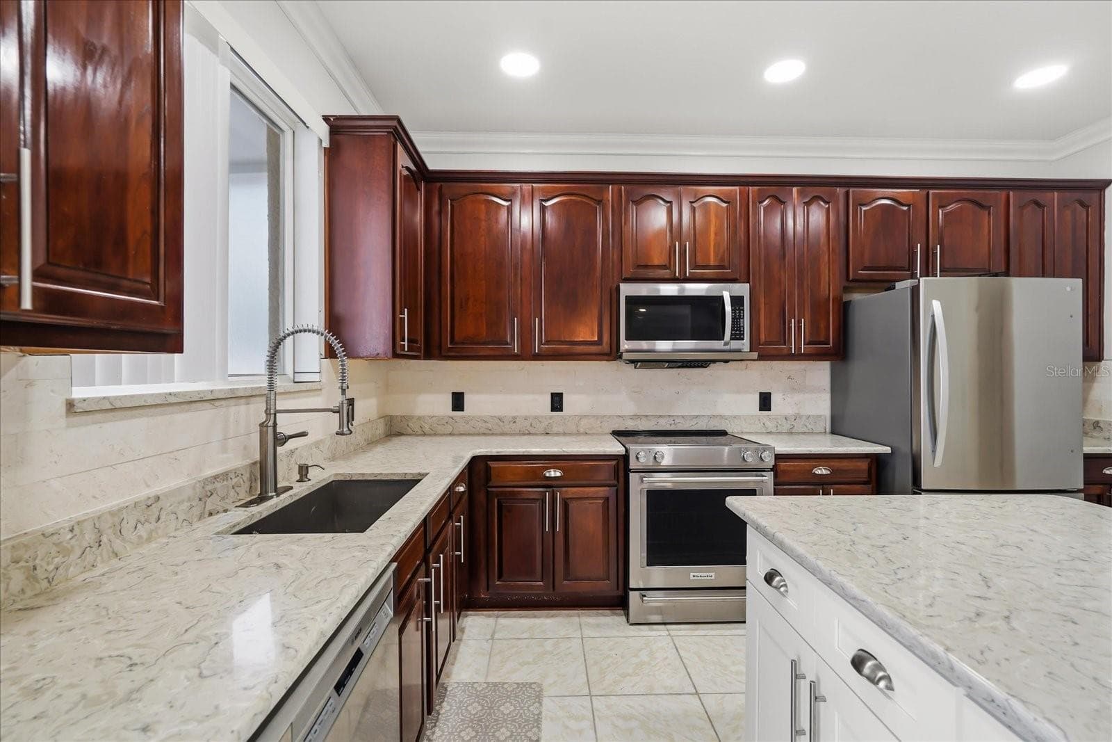 3332 WHISTLING TRAIL — photo 18 of 65