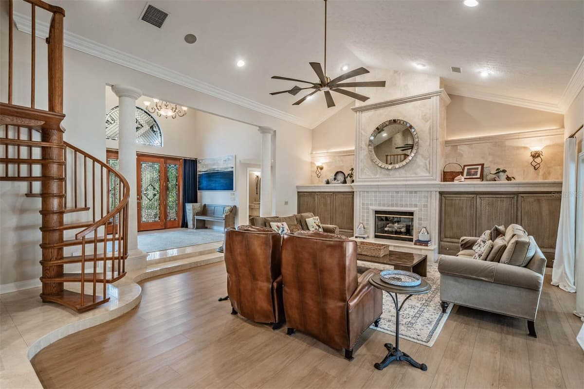 18707 PEPPER PIKE — photo 11 of 97