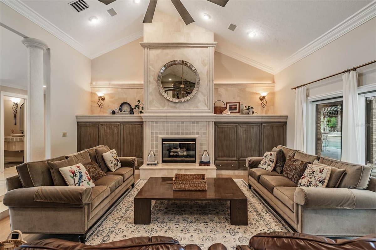 18707 PEPPER PIKE — photo 9 of 97