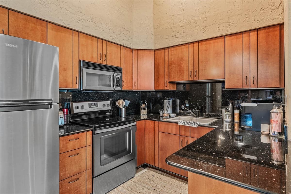 18707 PEPPER PIKE — photo 59 of 97