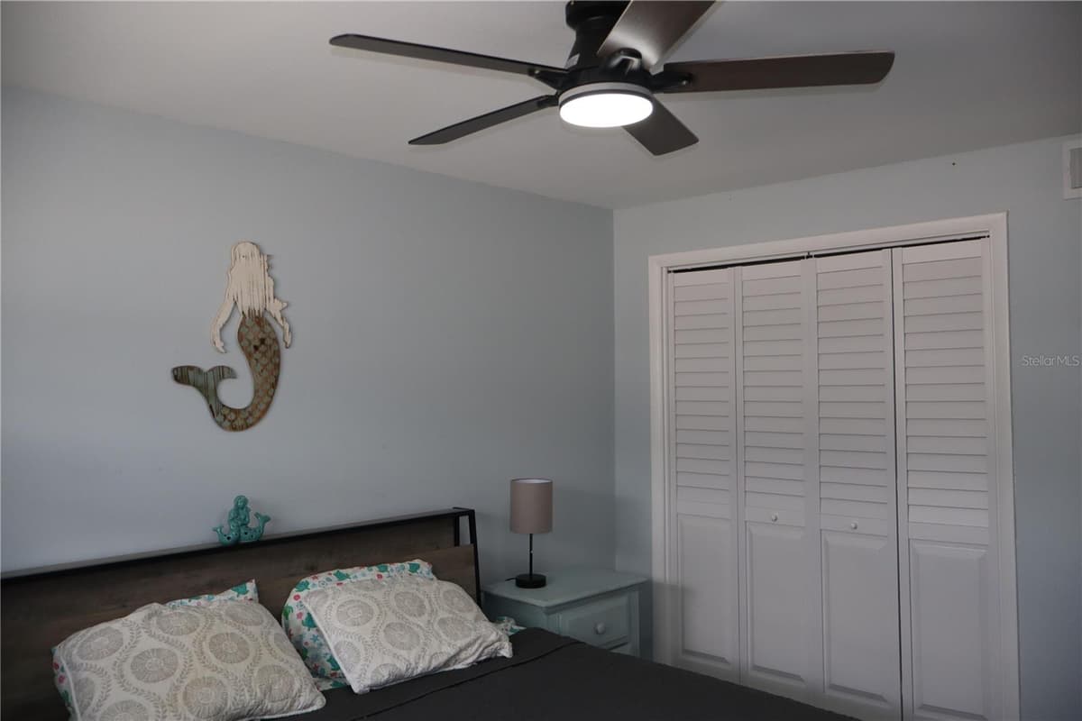 180 FLAGLER LANE — photo 11 of 28