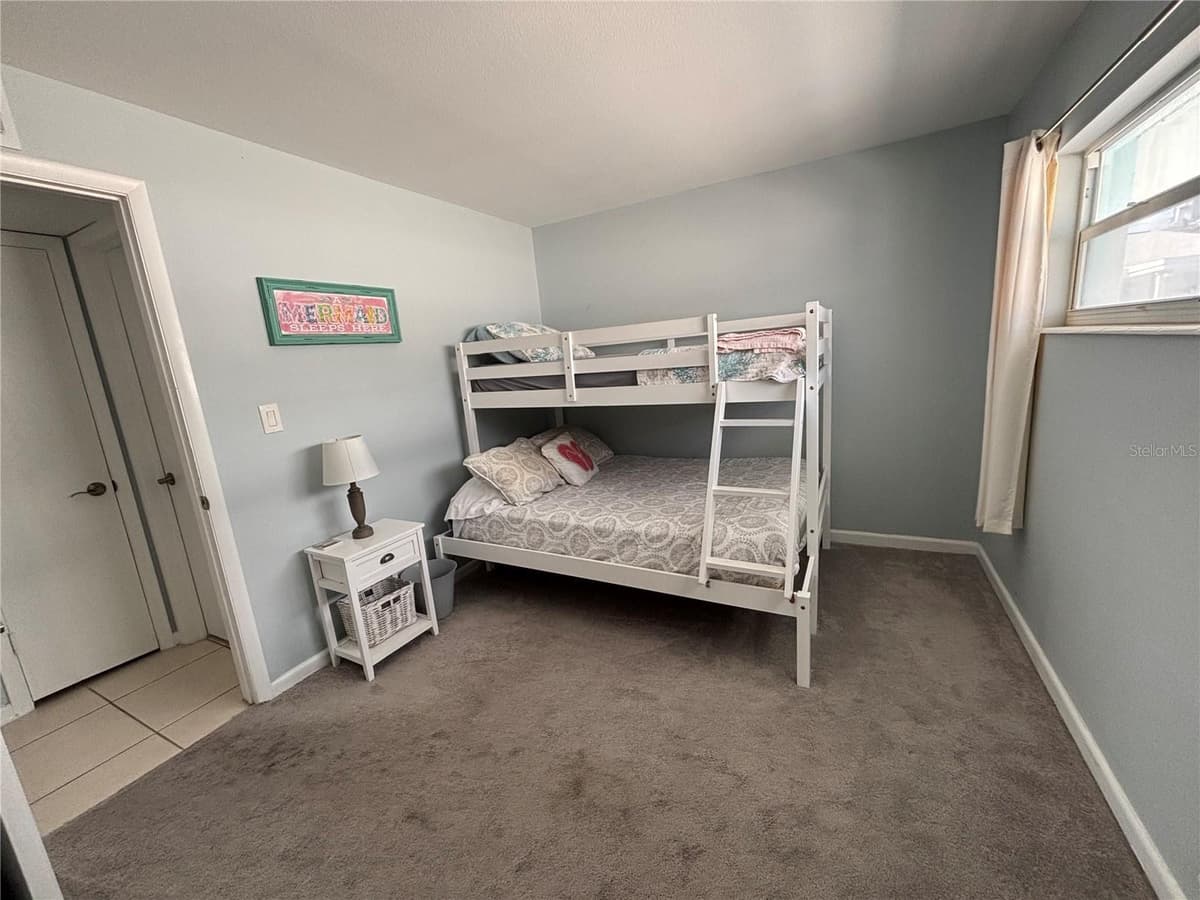 180 FLAGLER LANE — photo 14 of 28