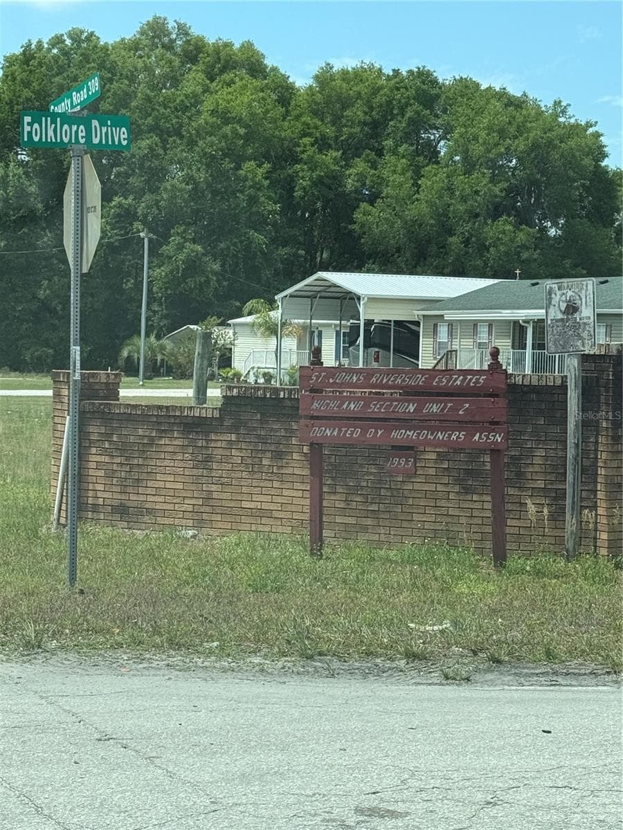 000 FOLKLORE DR — photo 4 of 4