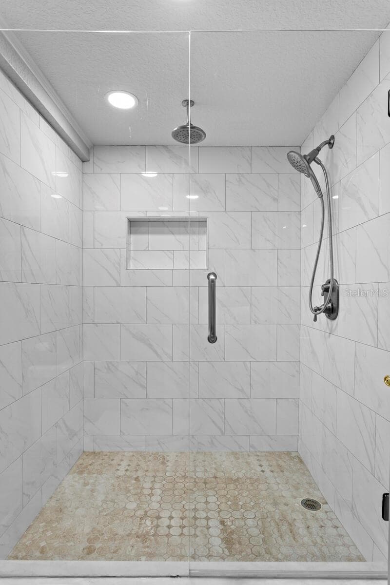 16332 GULF BOULEVARD — photo 17 of 92