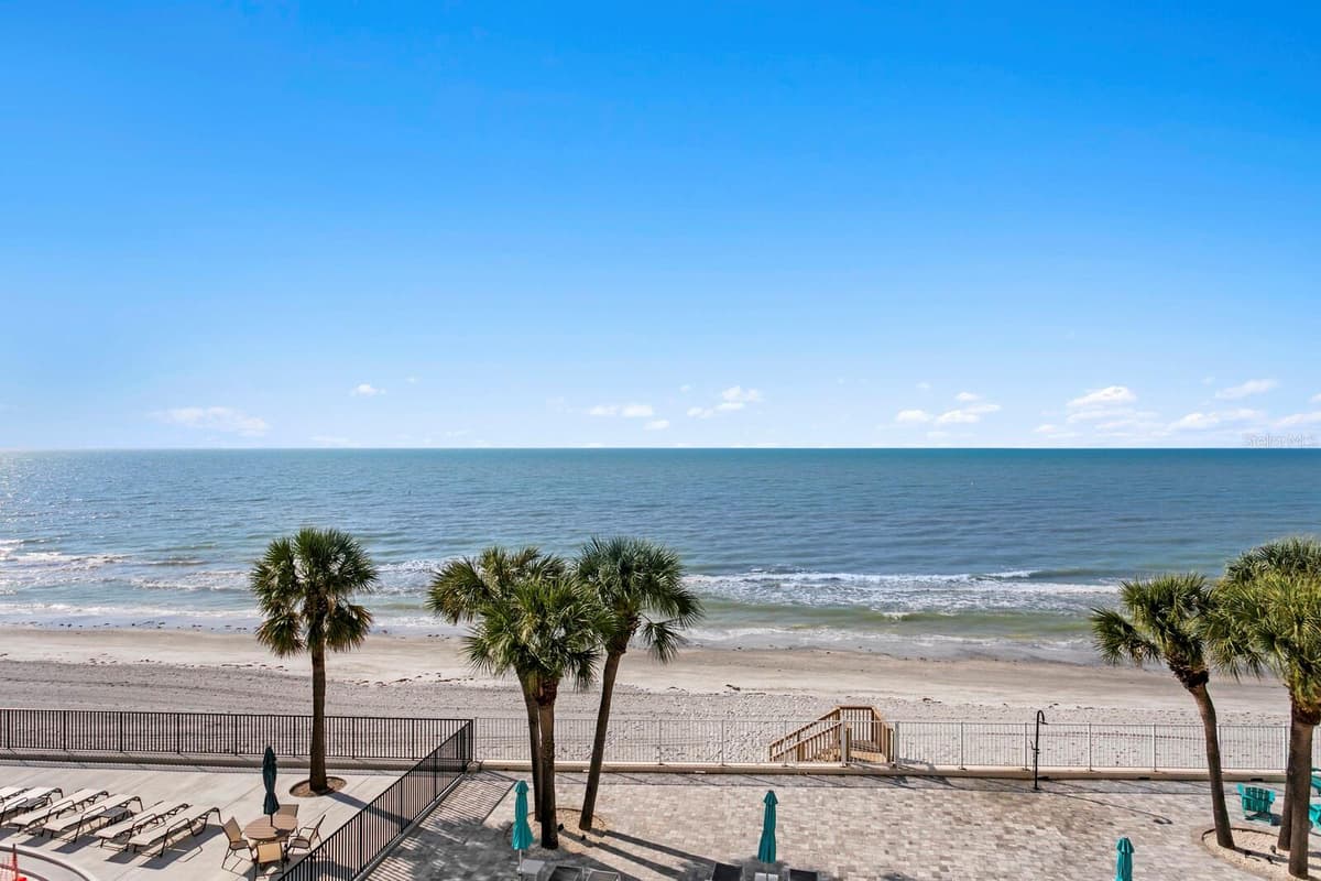 16332 GULF BOULEVARD — photo 46 of 92