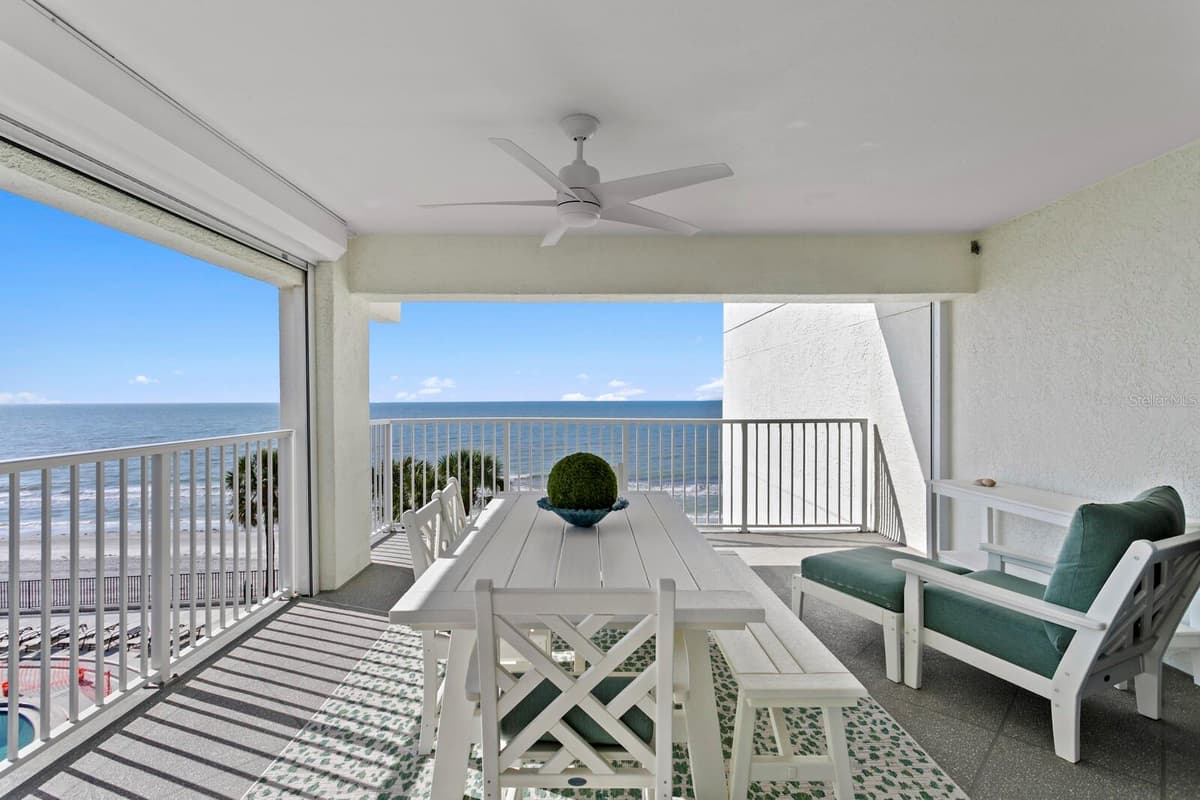 16332 GULF BOULEVARD — photo 3 of 92
