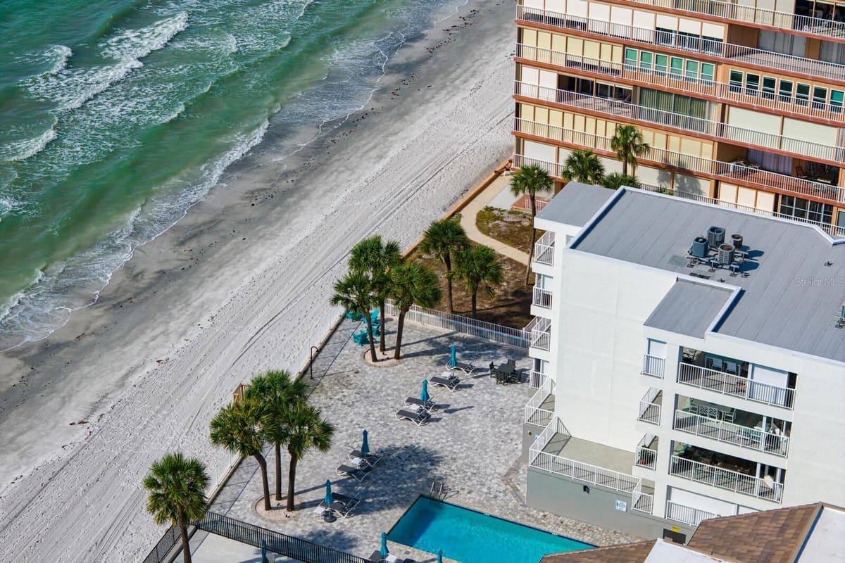 16332 GULF BOULEVARD — photo 78 of 92