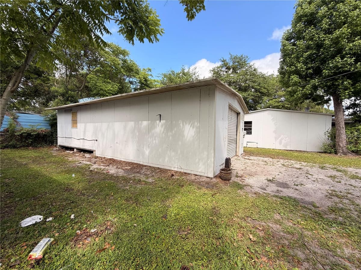 24021 ARMADILLO ROAD — photo 32 of 38