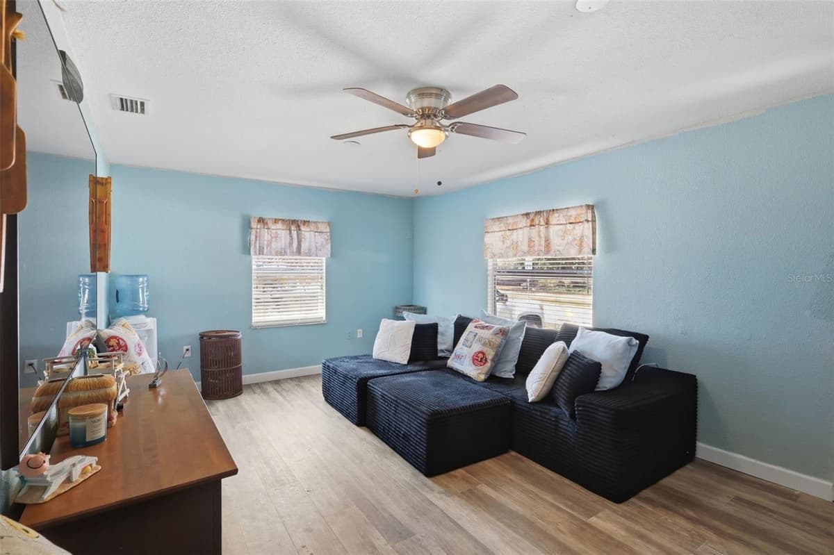 2559 HARRY T MOORE AVENUE — photo 8 of 21