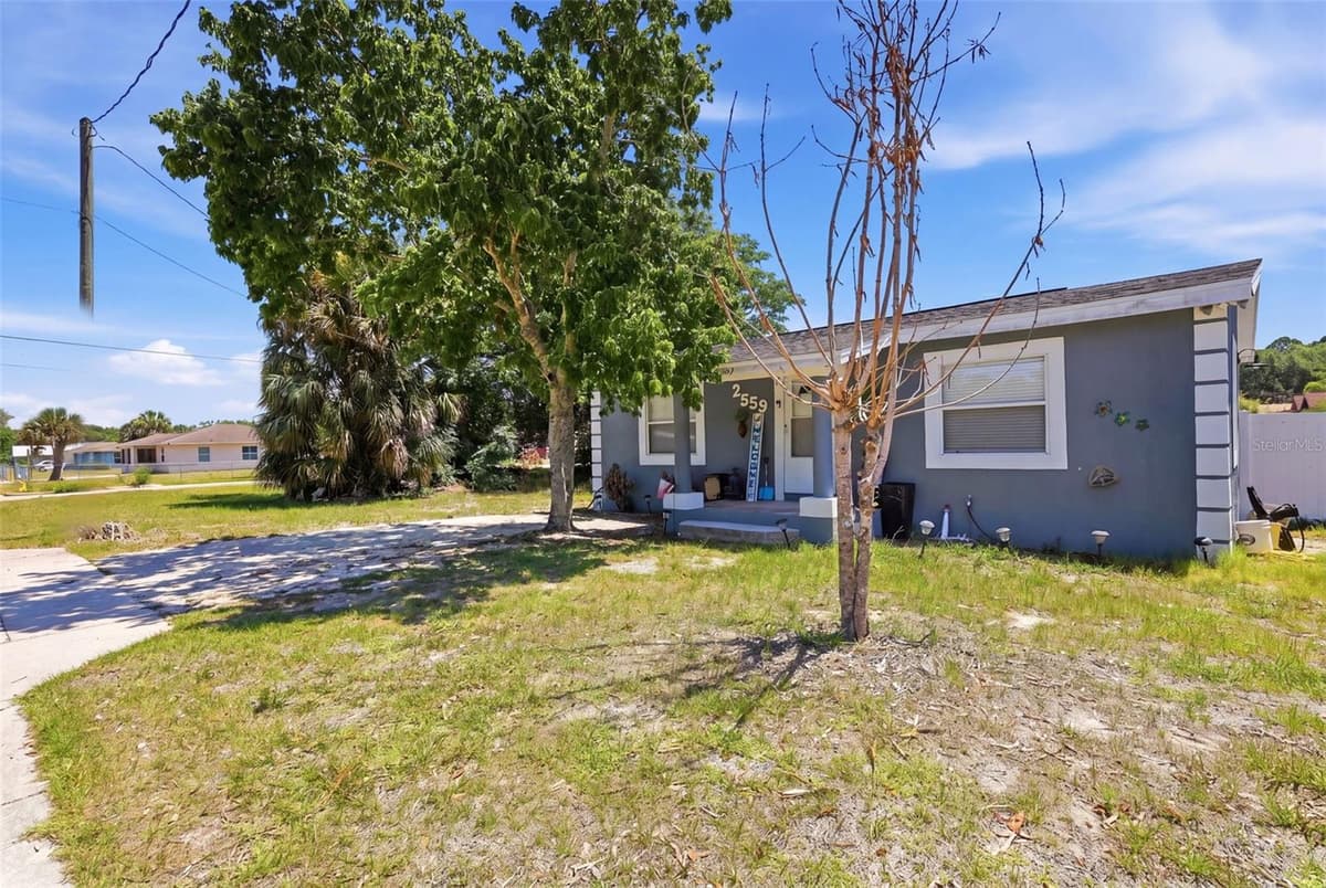 2559 HARRY T MOORE AVENUE — photo 3 of 21
