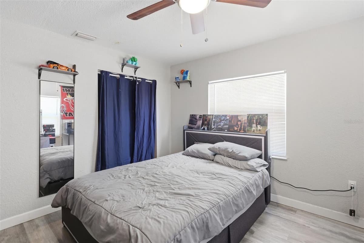 2559 HARRY T MOORE AVENUE — photo 14 of 21