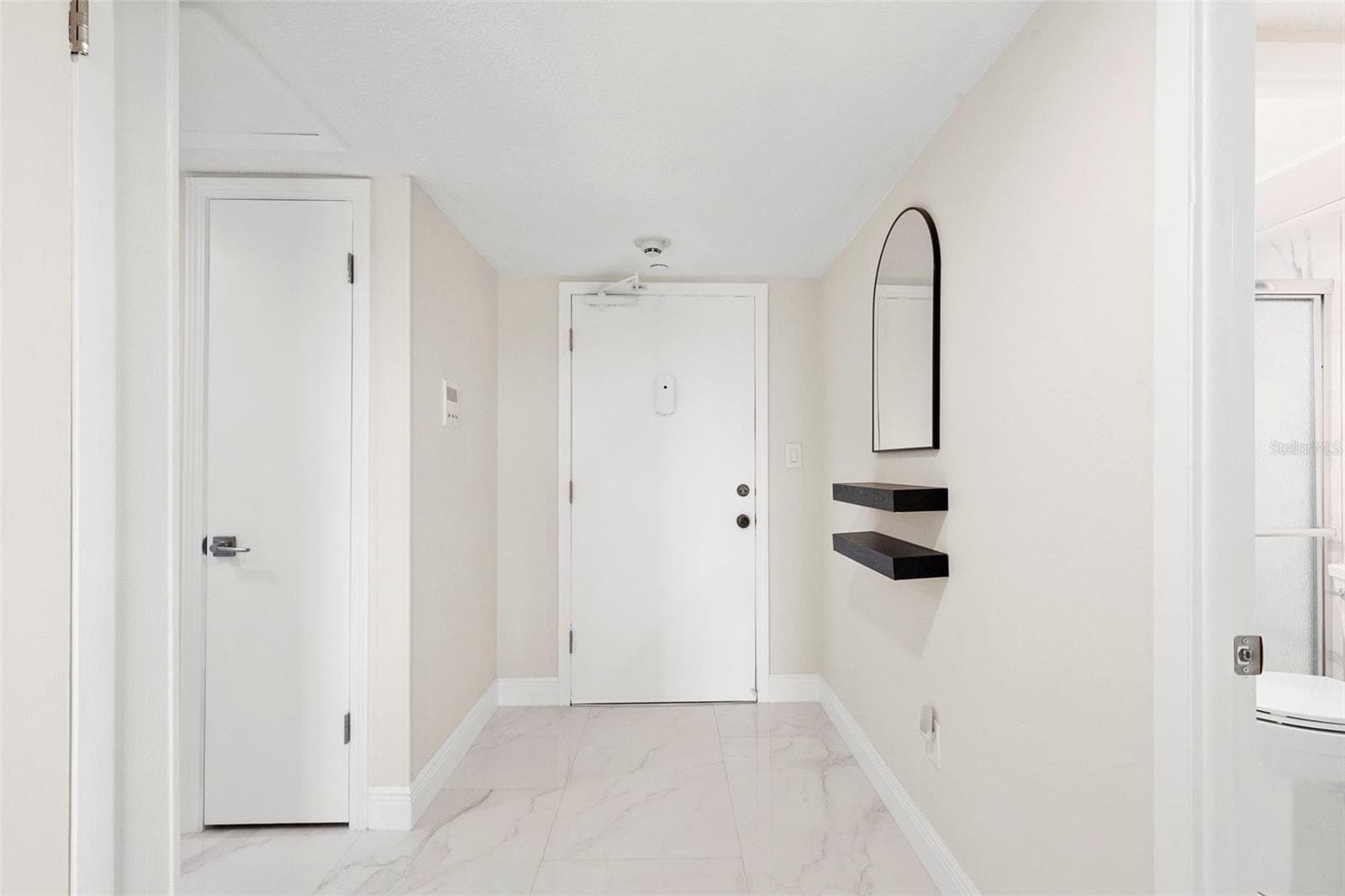 51 ISLAND WAY — photo 4 of 49