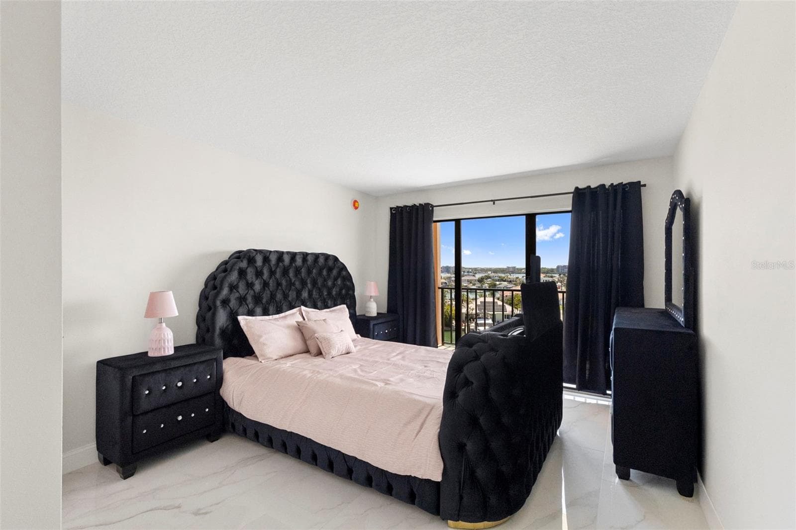 51 ISLAND WAY — photo 21 of 49