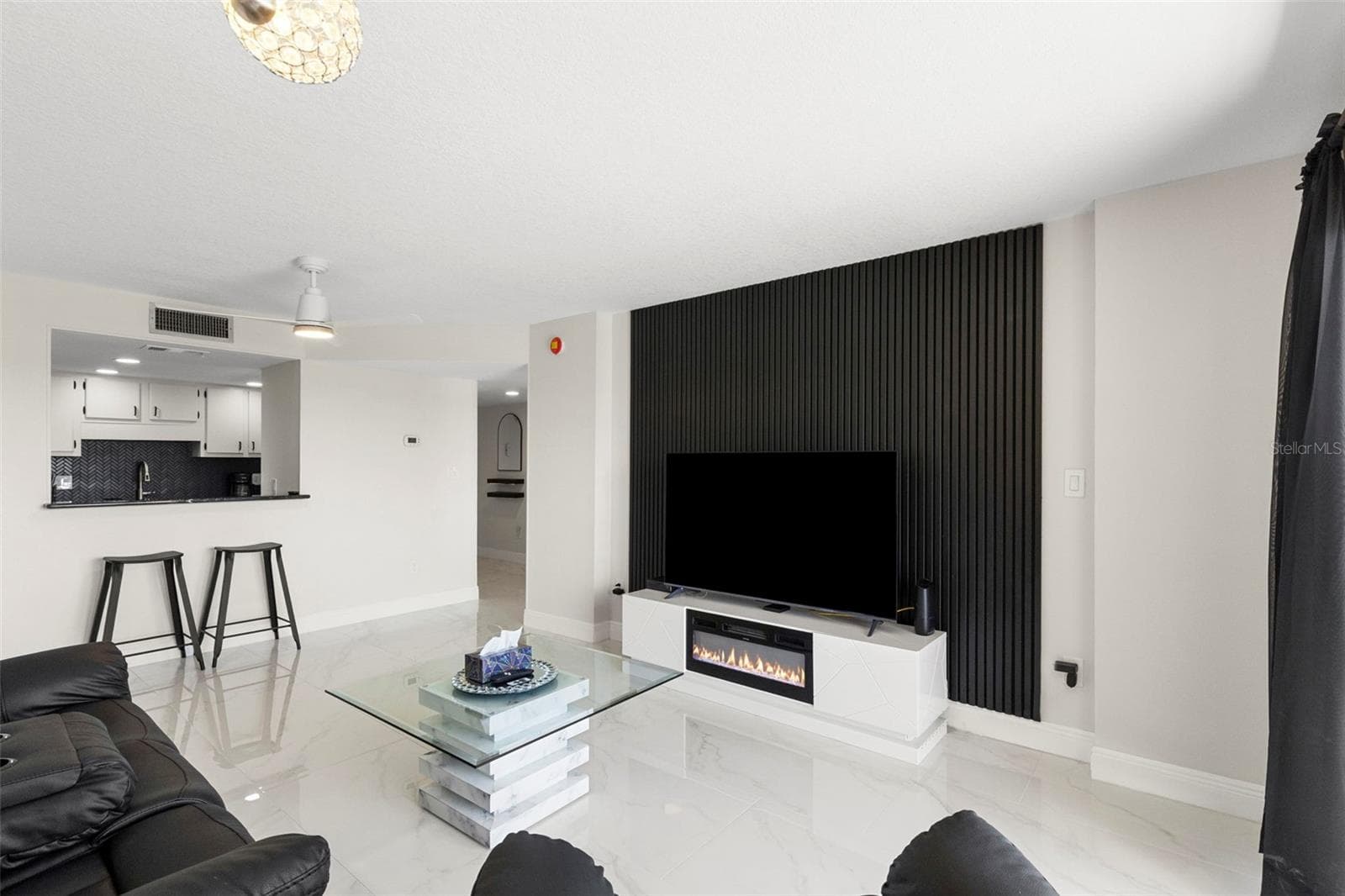 51 ISLAND WAY — photo 17 of 49