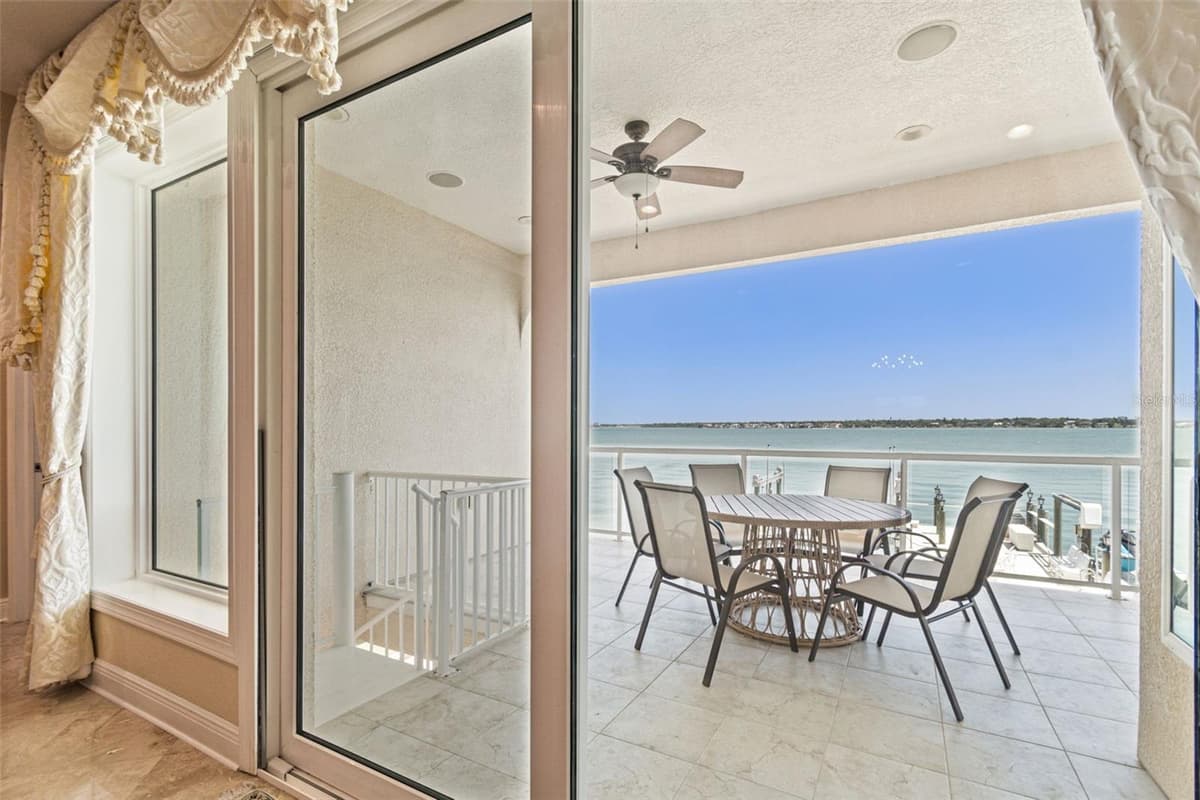 1203 BAY DRIVE — photo 11 of 87