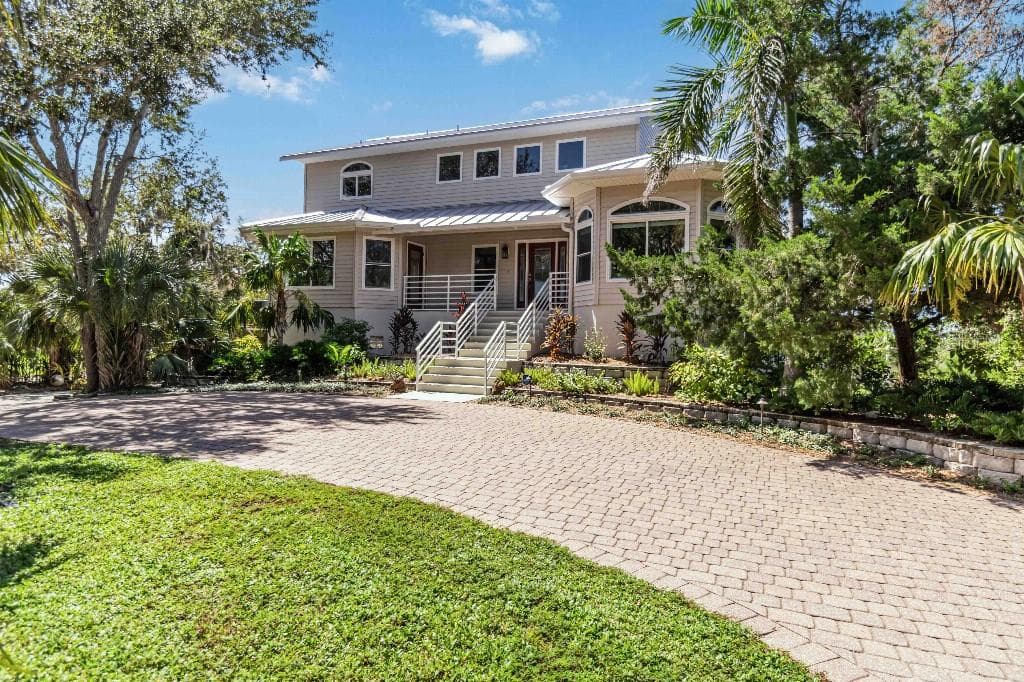 6511 BAYSHORE ROAD — photo 4 of 38