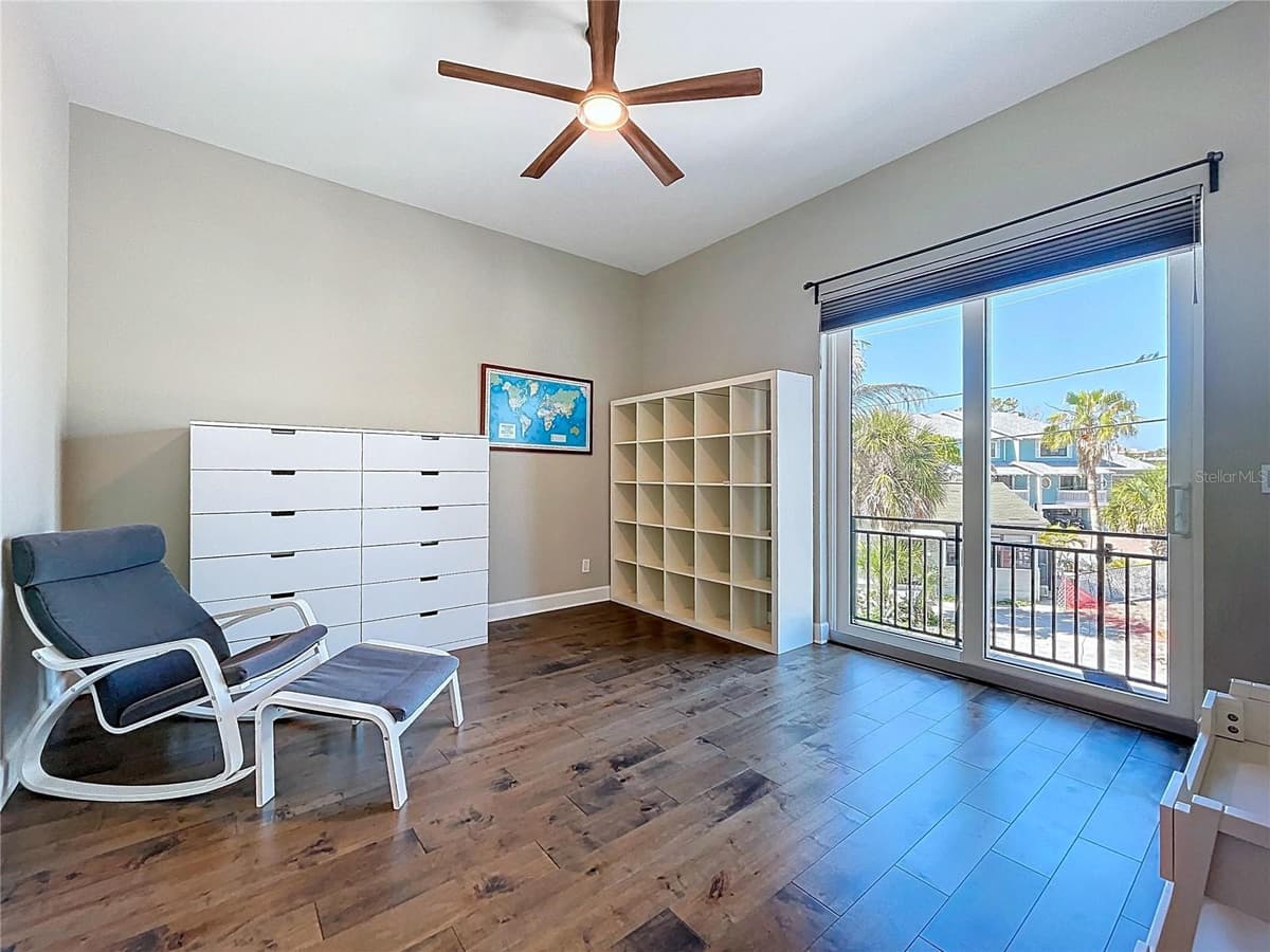 306 BAY PLZ — photo 50 of 75