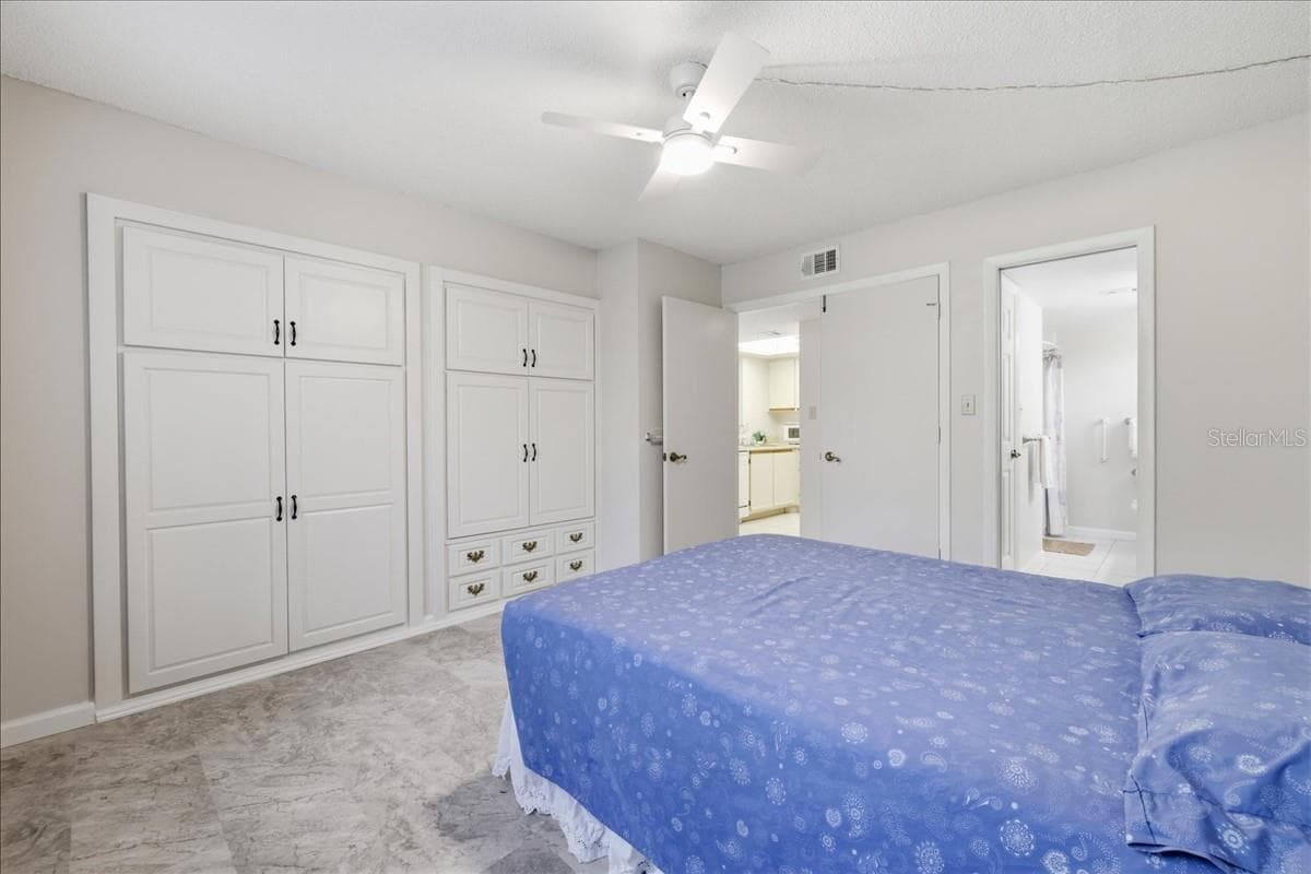 19505 QUESADA AVENUE — photo 14 of 33