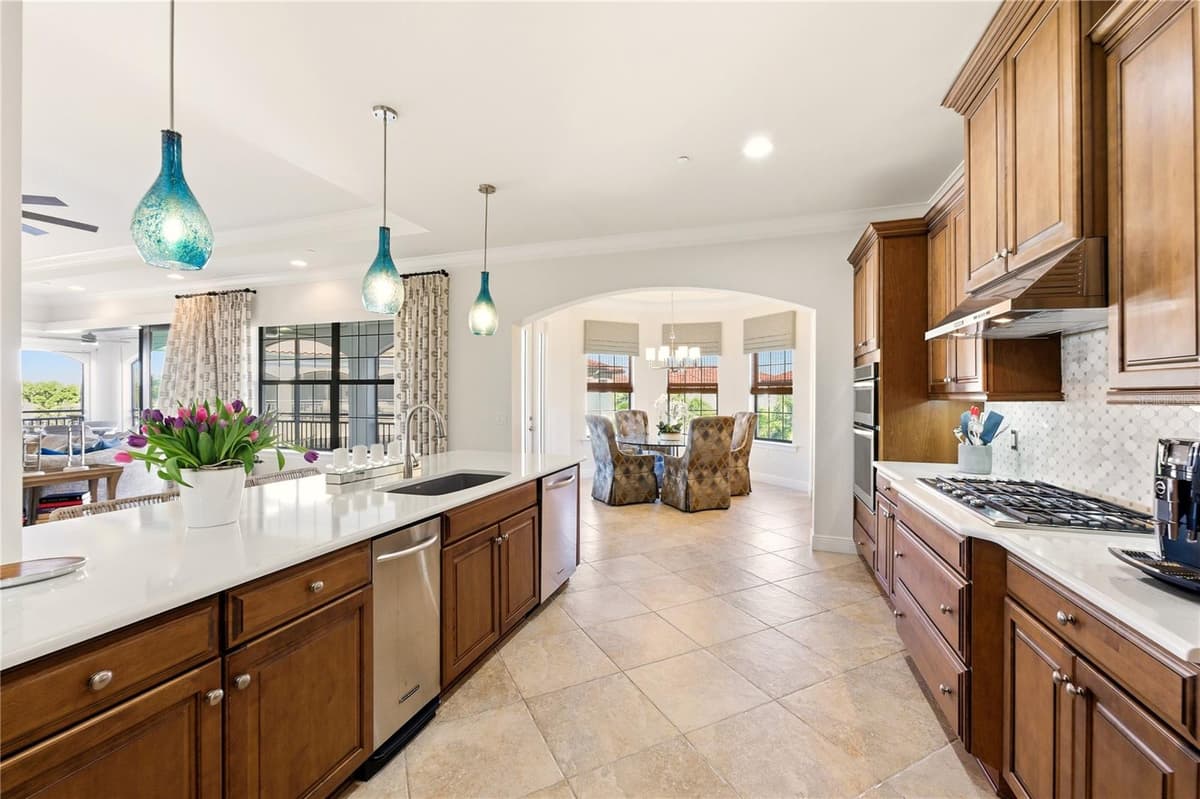 2555 MARQUESA ROYALE LANE — photo 24 of 56