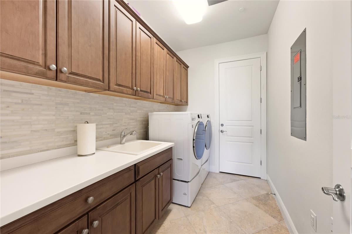 2555 MARQUESA ROYALE LANE — photo 46 of 56