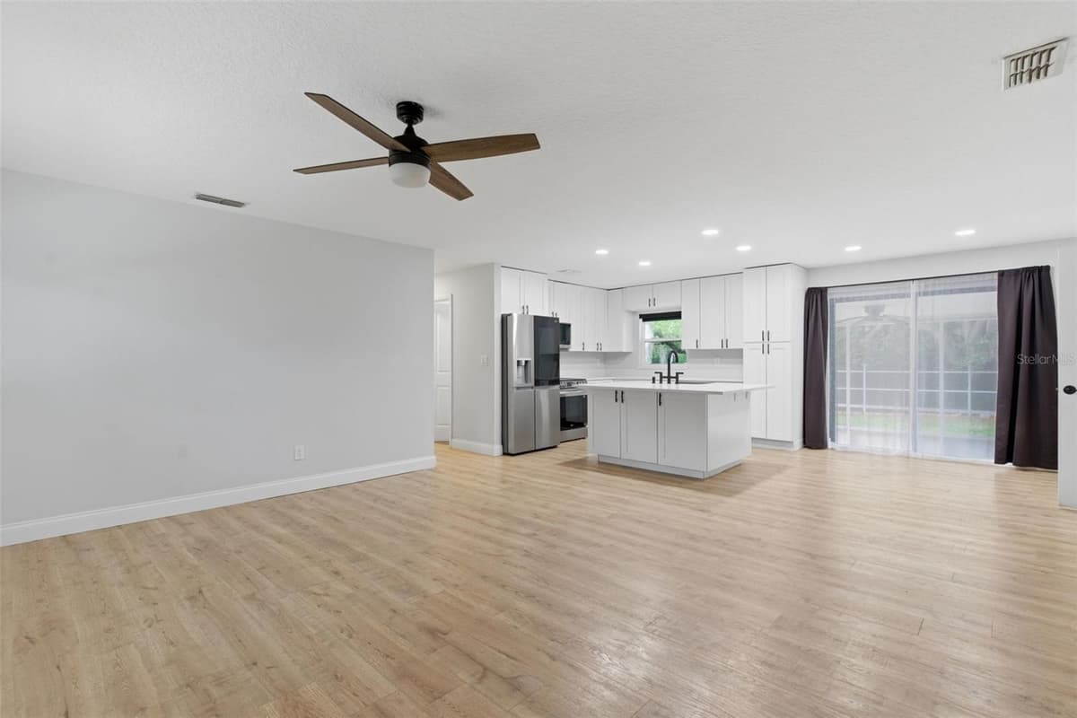 176 LAKE EVA DRIVE — photo 34 of 40
