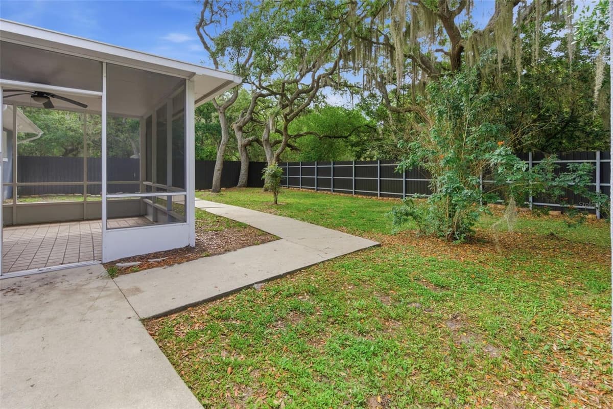 176 LAKE EVA DRIVE — photo 13 of 40