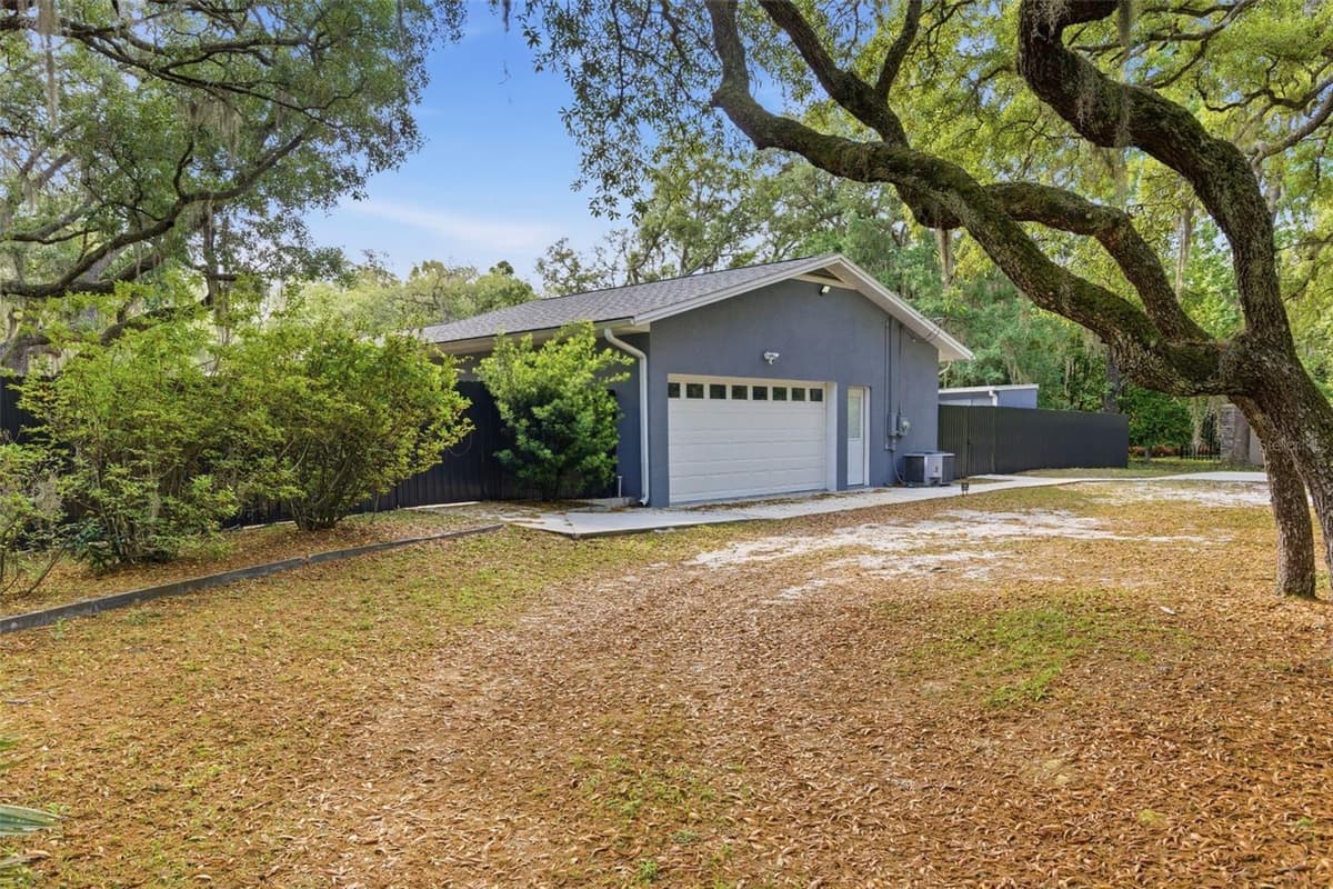 176 LAKE EVA DRIVE — photo 38 of 40