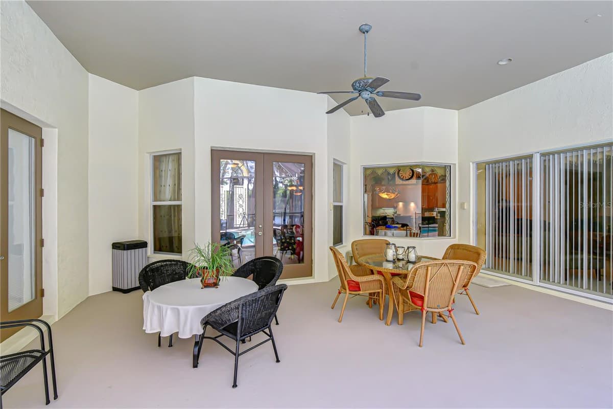 20915 LAKE VIENNA DRIVE — photo 34 of 45