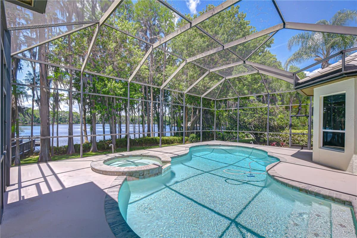 20915 LAKE VIENNA DRIVE — photo 33 of 45