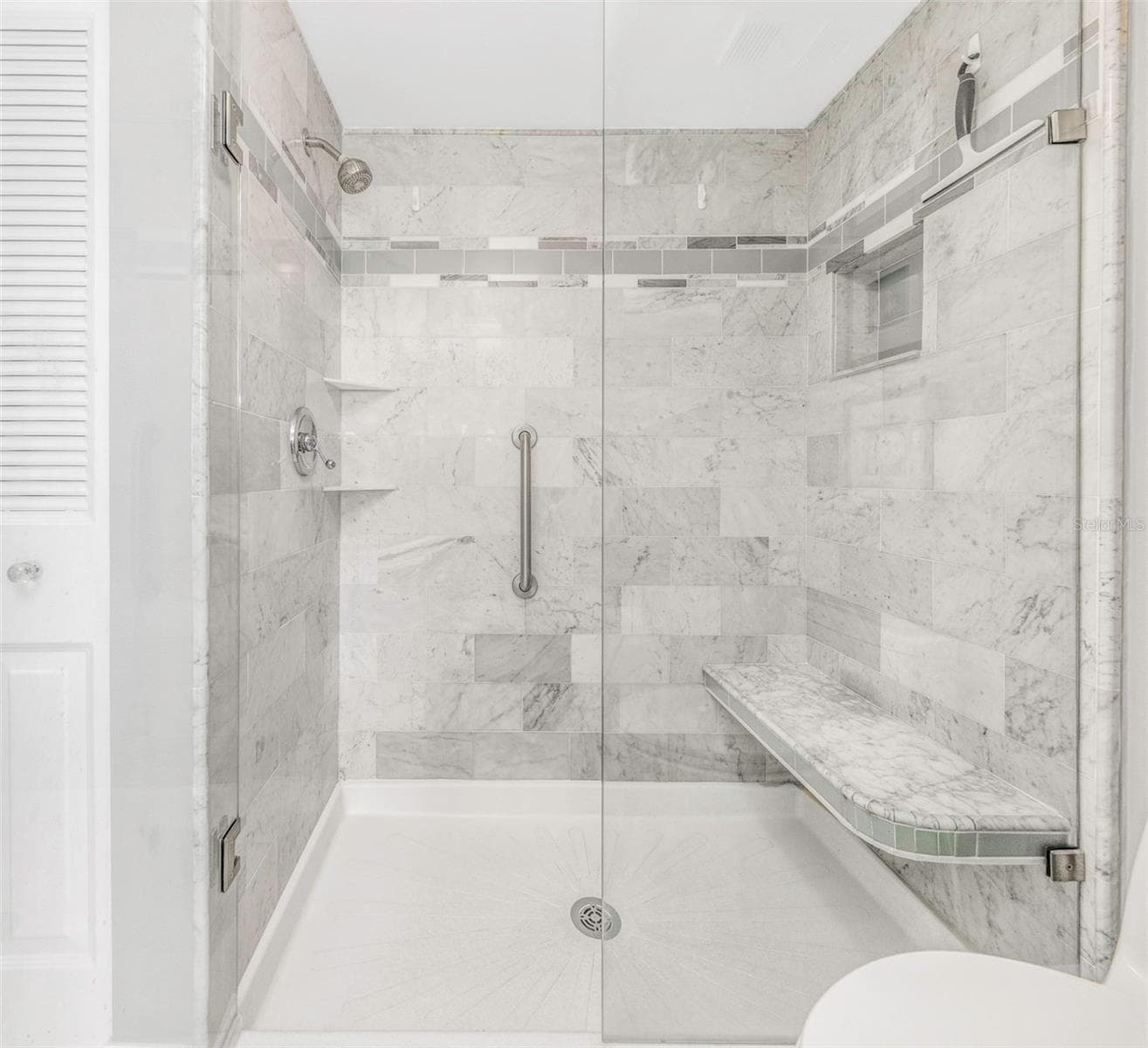 1324 PASADENA AVENUE — photo 45 of 97