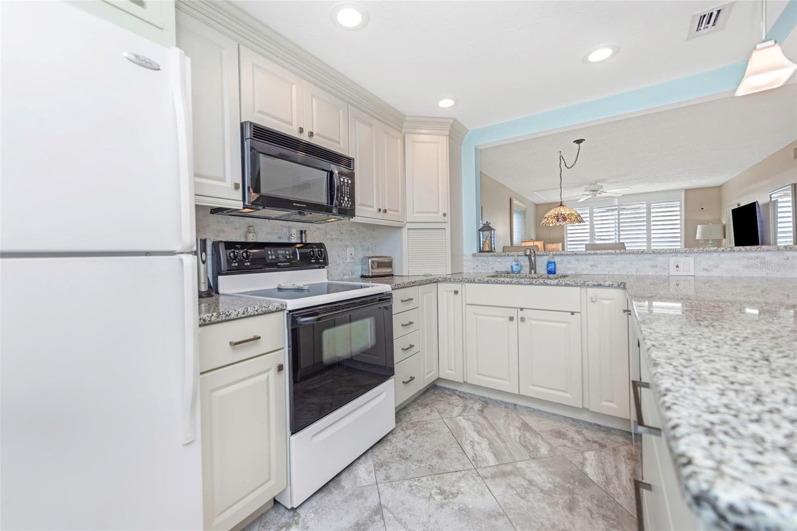 1324 PASADENA AVENUE — photo 61 of 97
