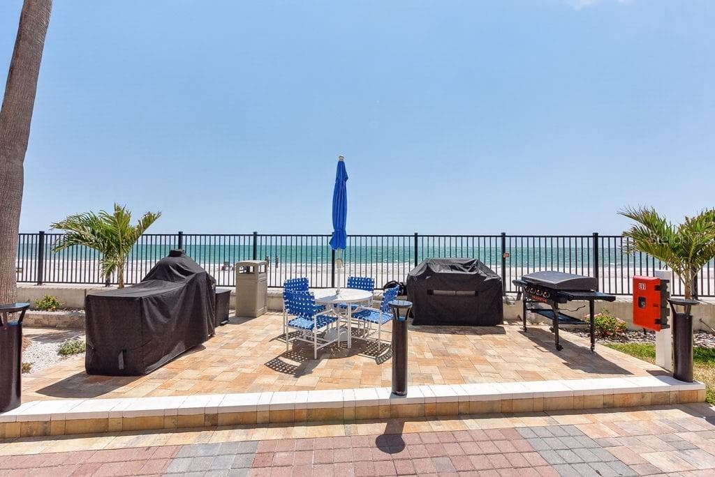 16500 GULF BOULEVARD — photo 47 of 75