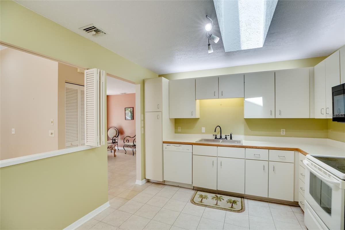 1865 SIXTY OAKS LANE — photo 16 of 37