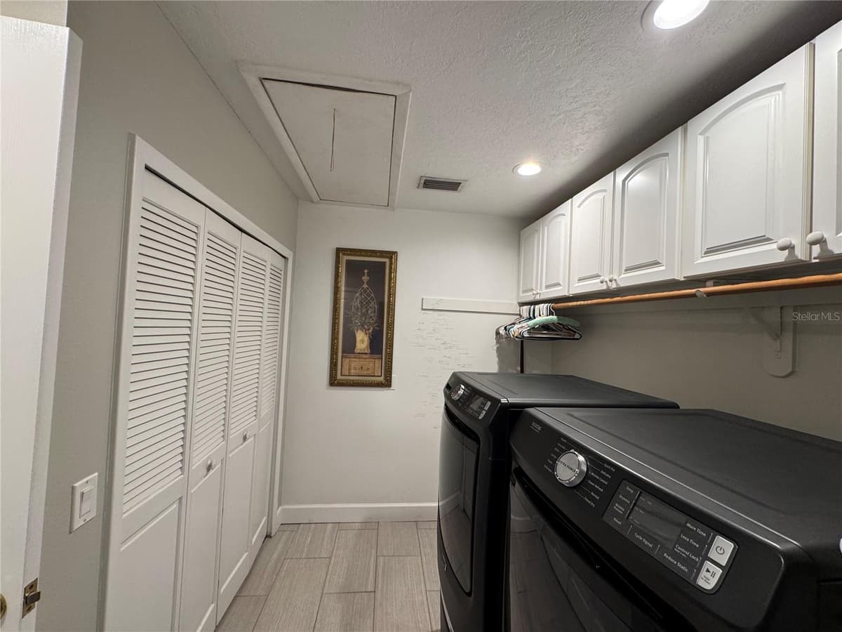 334 F STREET — photo 17 of 48