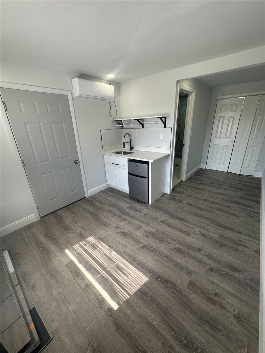 4410 ATWATER DRIVE — photo 6 of 9