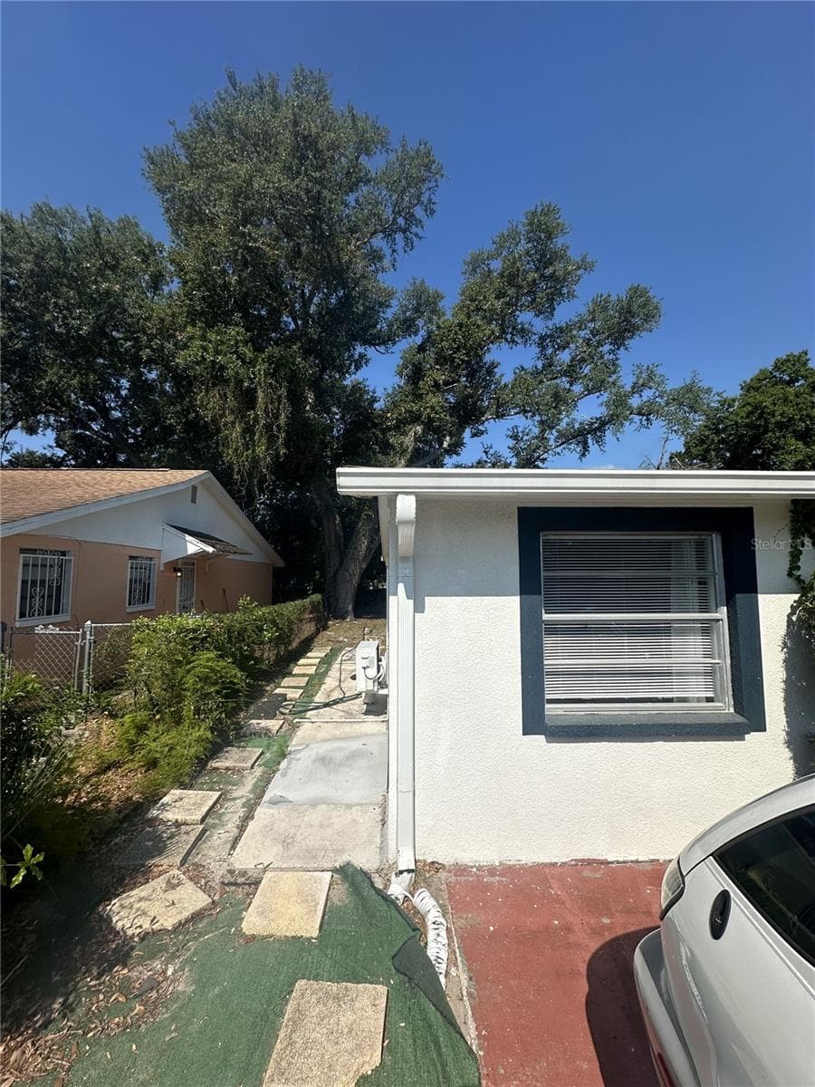 4410 ATWATER DRIVE — photo 2 of 9