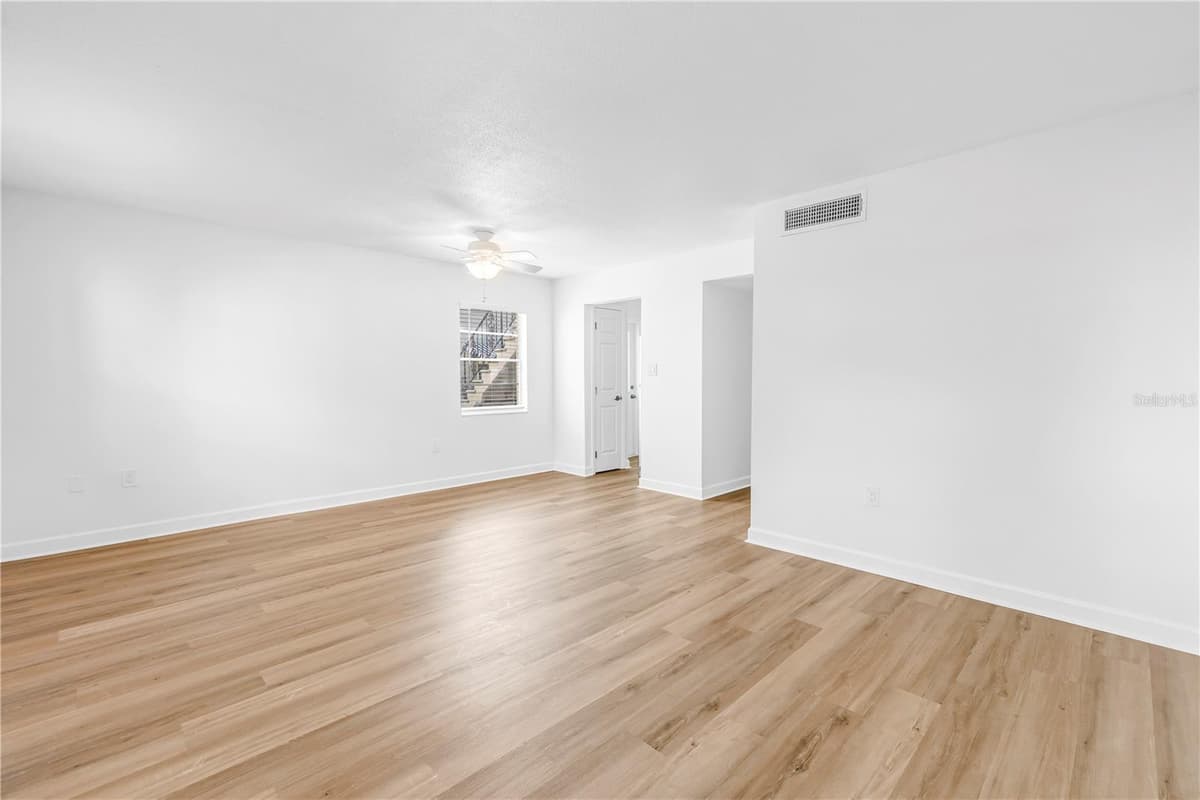 6960A SUNSET DRIVE — photo 4 of 39