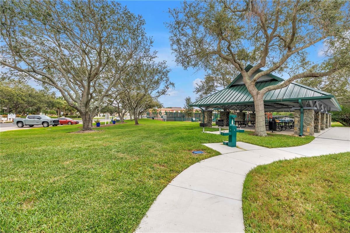 6960A SUNSET DRIVE — photo 36 of 39